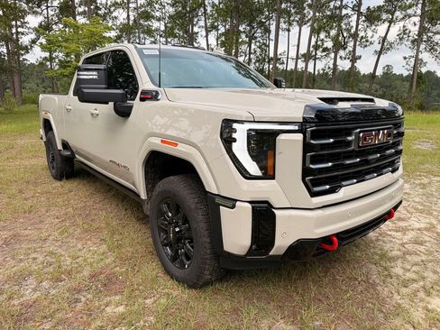 New 2026 GMC Sierra 2500 AT4 w/ AT4 Premium Plus Package AWD/4WD image 12