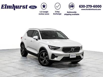 Used 2025 Volvo XC40 B5 Core