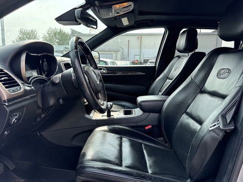 Used 2015 Jeep Grand Cherokee Overland w/ Advanced Technology Group RWD image 13