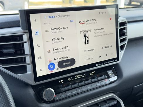 Used 2024 Toyota Sequoia Limited image 30