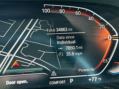 Certified 2023 BMW X6 xDrive40i w/ Executive Package image 12