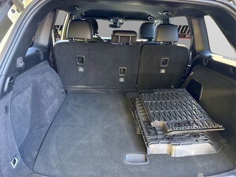 Used 2023 Jeep Grand Cherokee Trailhawk w/ Luxury Tech Group III image 11