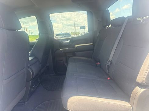 Used 2020 Chevrolet Silverado 1500 LT RWD image 11