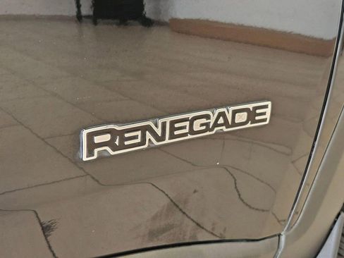 Used 2018 Jeep Renegade Sport w/ Power & Air Group AWD/4WD image 27