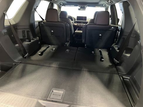 Used 2026 Honda Pilot TrailSport image 29