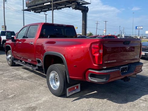 Used 2021 Chevrolet Silverado 3500 High Country AWD/4WD image 3