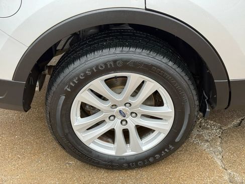 Used 2018 Ford Explorer XLT w/ Equipment Group 202A image 51