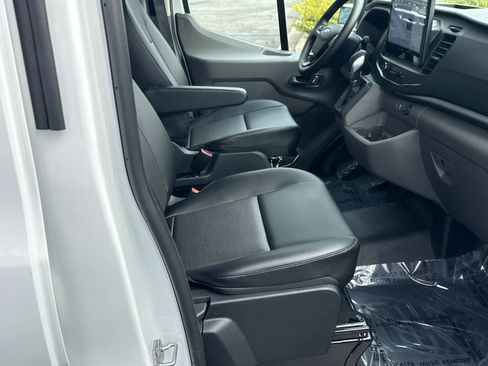 New 2026 Ford Transit 250 148 Medium Roof w/ Load Area Protection Package image 14