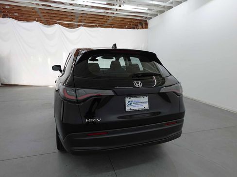 Used 2024 Honda HR-V LX image 7