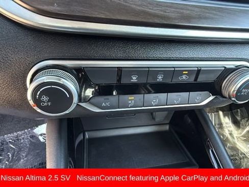 Used 2023 Nissan Altima 2.5 SV image 14