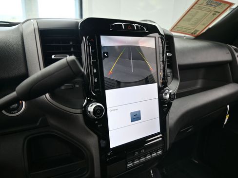 Used 2024 RAM 3500 Tradesman image 23