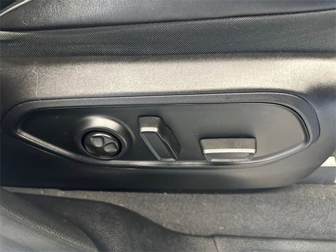 Used 2023 Jeep Grand Cherokee L Overland image 29