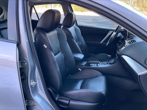 Used 2013 MAZDA MAZDA3 i Grand Touring image 7