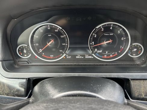 Used 2015 BMW 750i xDrive image 12