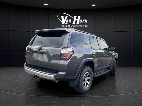 Used 2022 Toyota 4Runner TRD Off-Road Premium w/ Moonroof Package AWD/4WD image 7