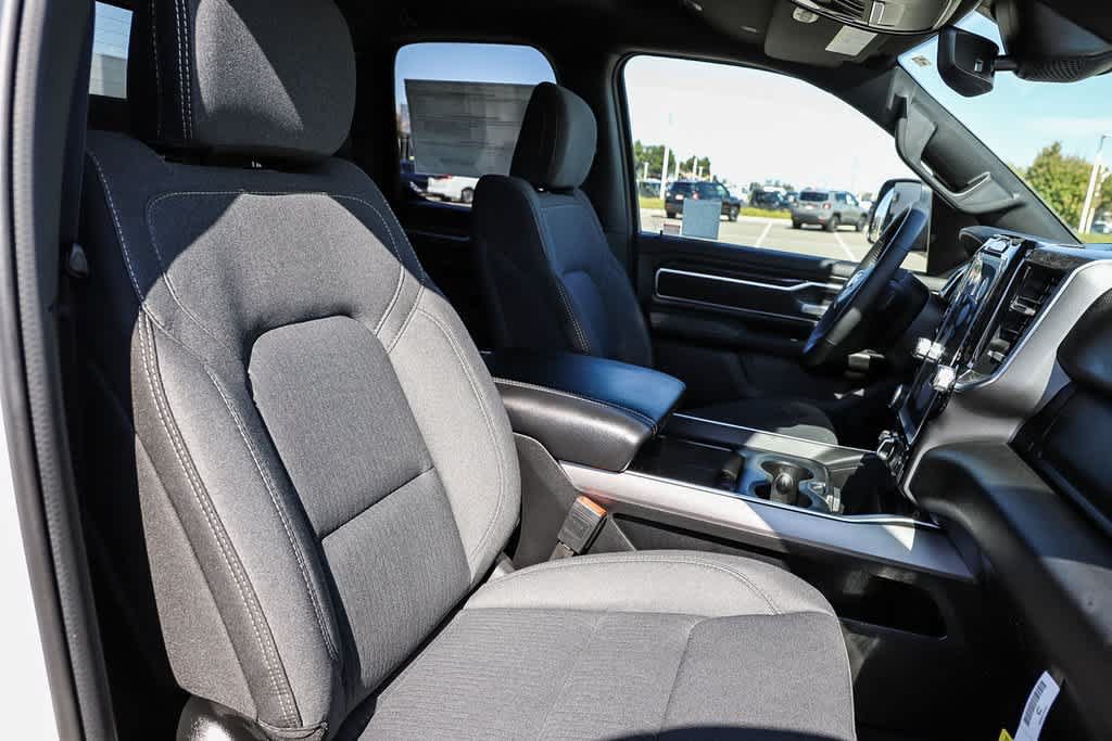 Used 2024 RAM 1500 Big Horn RWD image 15
