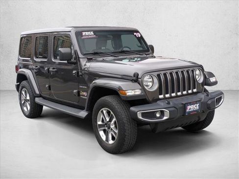 Used 2019 Jeep Wrangler Unlimited Sahara w/ Cold Weather Group image 3