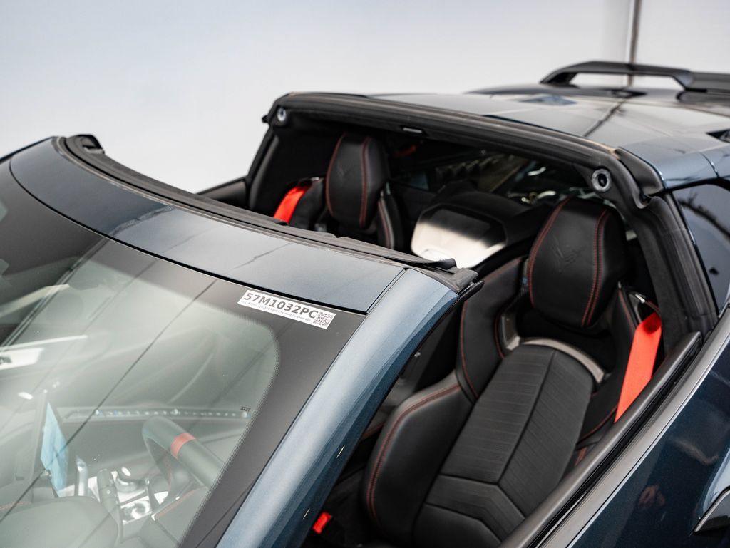 Used 2020 Chevrolet Corvette Stingray Premium Cpe w/ 3LT Preferred Equipment Group RWD image 14