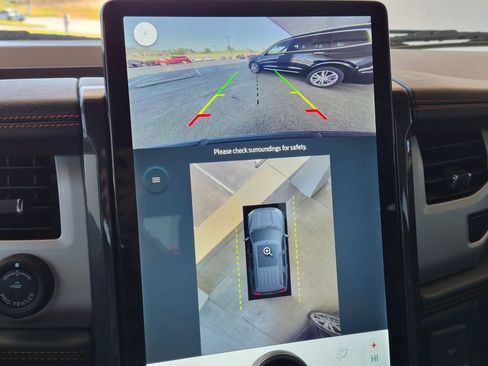 Used 2022 Ford Expedition Timberline image 28