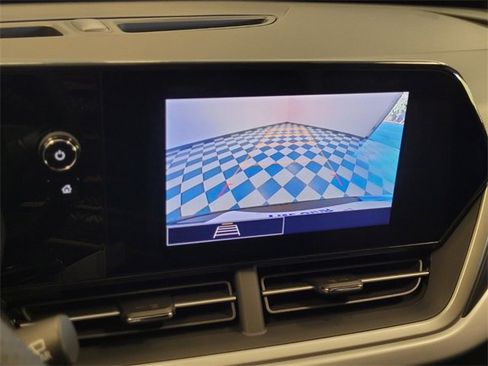 New 2026 Chevrolet Trax RS w/ Sunroof Package image 18