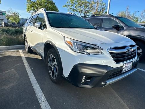 Used 2022 Subaru Outback Touring XT image 2