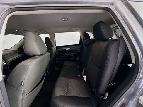 Used 2020 Nissan Rogue S FWD image 22