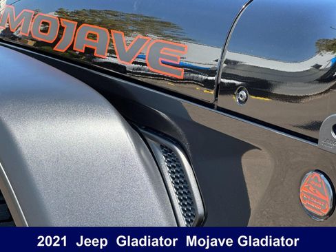 Used 2021 Jeep Gladiator Mojave AWD/4WD image 35
