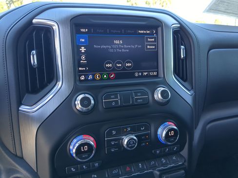 Used 2021 GMC Sierra 1500 Denali w/ Denali Premium Package image 21