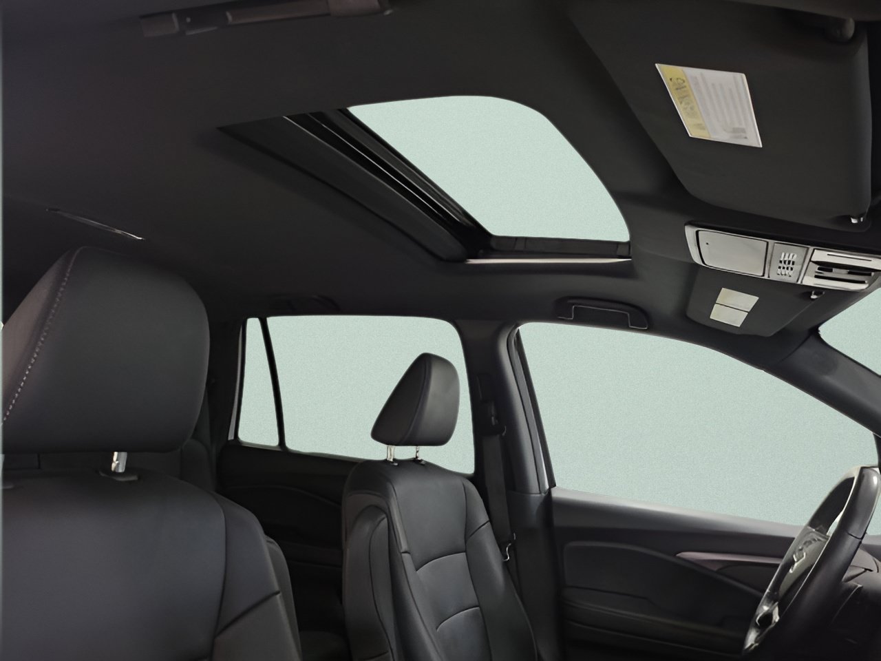 Used 2023 Honda Passport EX-L image 12