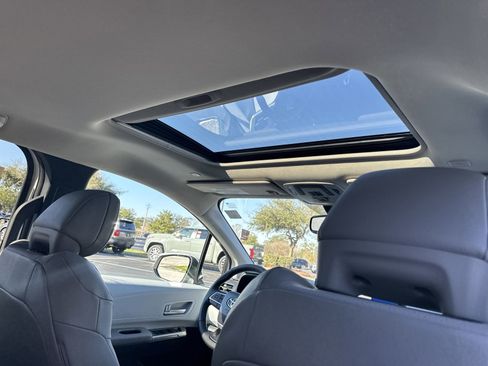 New 2025 Toyota Sienna XLE image 33