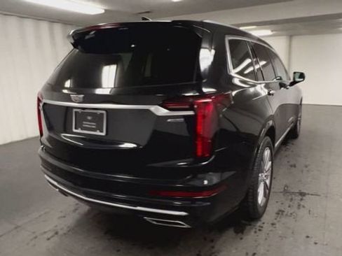 Certified 2020 Cadillac XT6 Premium Luxury FWD image 8