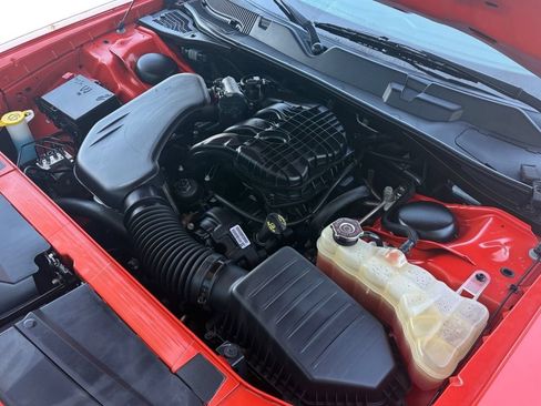 Used 2022 Dodge Challenger SXT RWD image 26