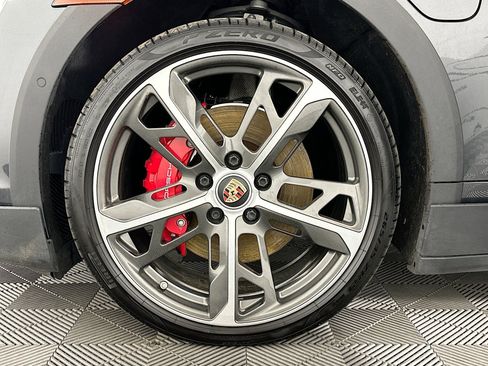 Used 2022 Porsche Taycan 4S image 35