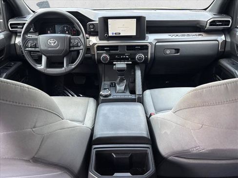 Certified 2024 Toyota Tacoma SR5 AWD/4WD image 23