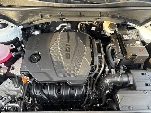 Used 2025 Kia Sorento S image 35