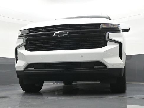 Used 2024 Chevrolet Suburban RST RWD image 31