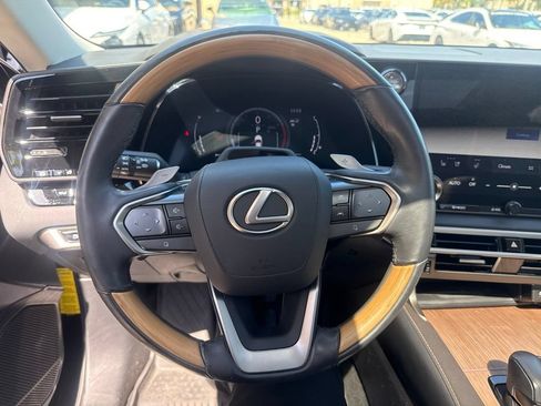 Certified 2024 Lexus RX 350 FWD w/ Convenience Package image 17