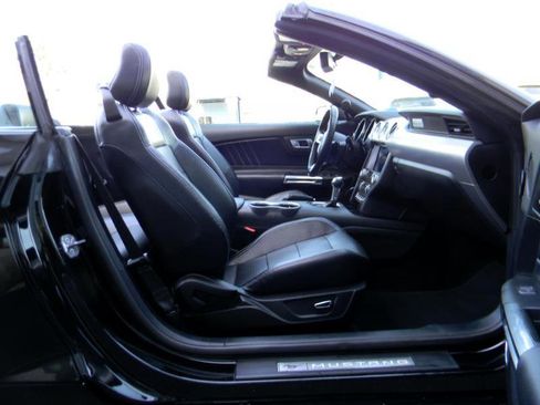 Used 2019 Ford Mustang Premium image 15