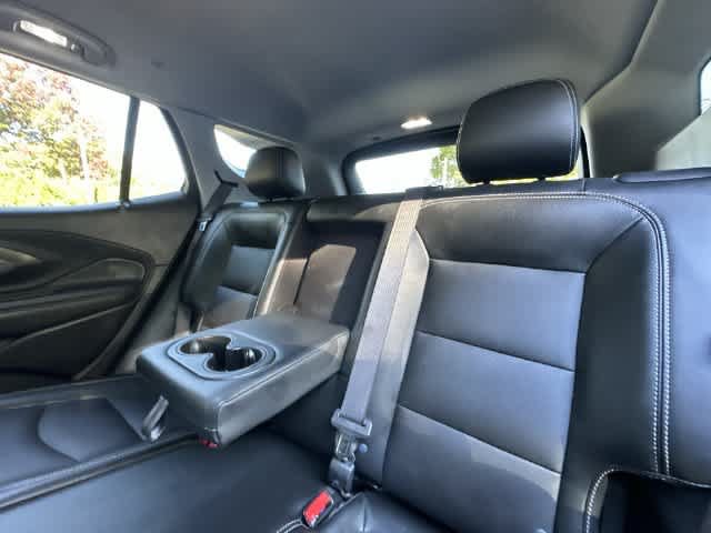 Used 2023 GMC Terrain SLT w/ Infotainment Package II AWD/4WD image 17