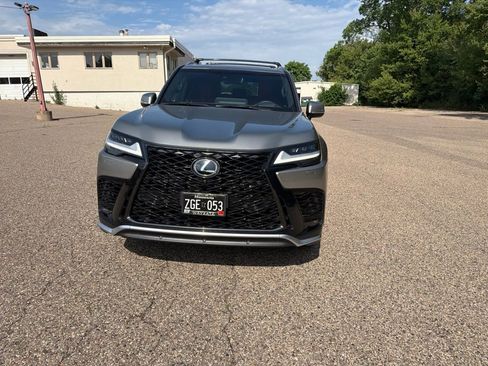 Used 2024 Lexus LX 600 F Sport AWD/4WD image 9