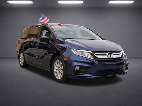 Used 2019 Honda Odyssey LX image 2