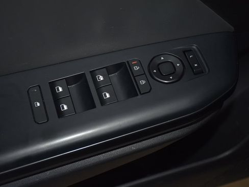 Used 2025 Kia K4 FWD image 23