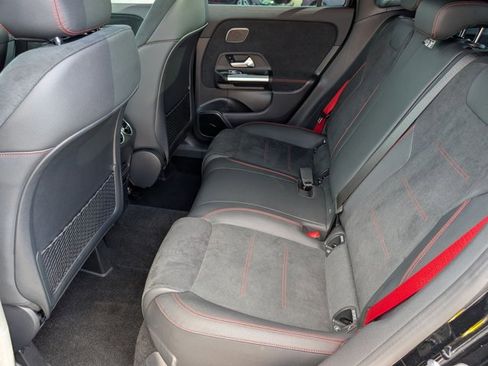 Used 2024 Mercedes-Benz GLA 35 AMG 4MATIC image 19