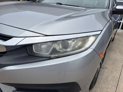 Used 2016 Honda Civic EX image 6