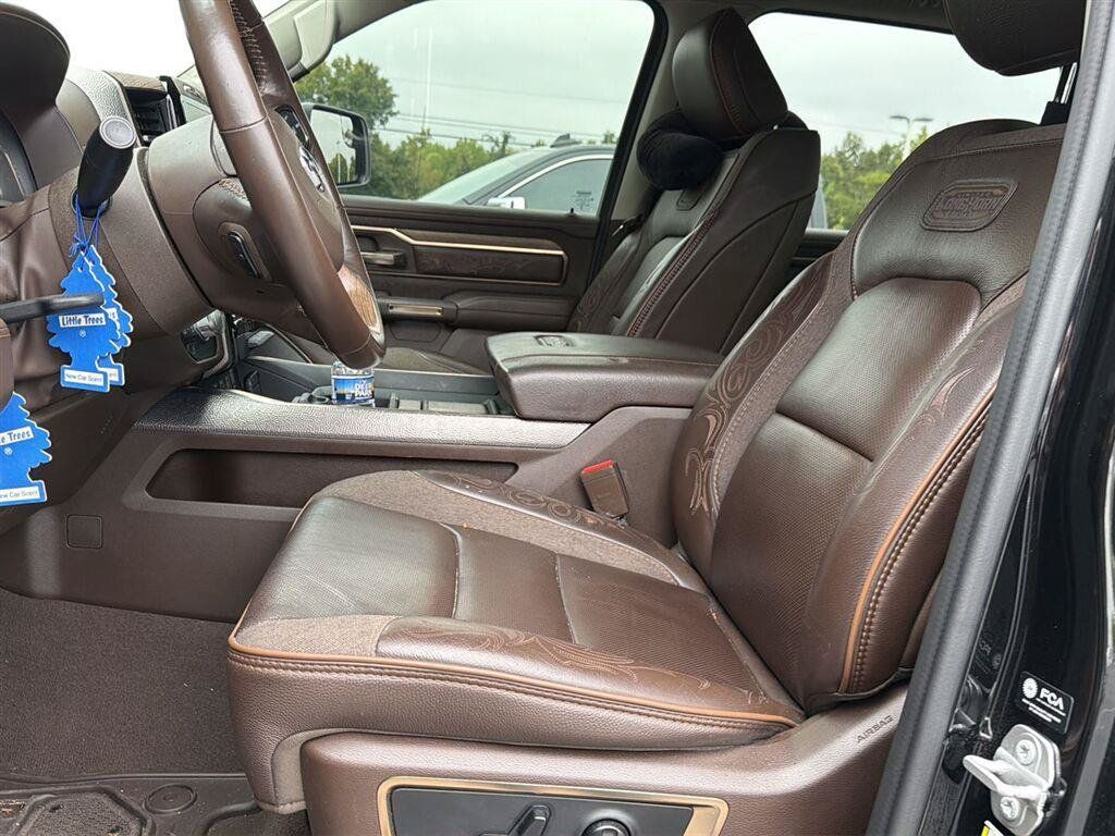 Used 2025 RAM 1500 Limited AWD/4WD image 3