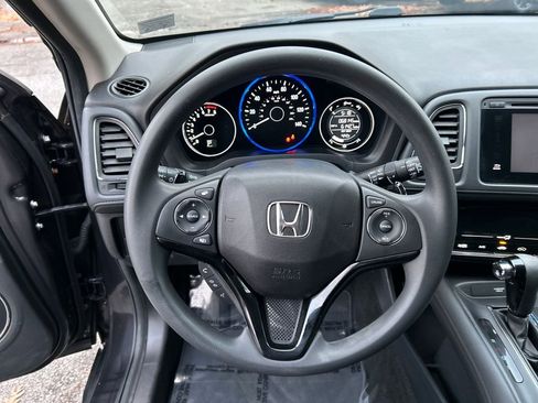 Used 2016 Honda HR-V EX image 19