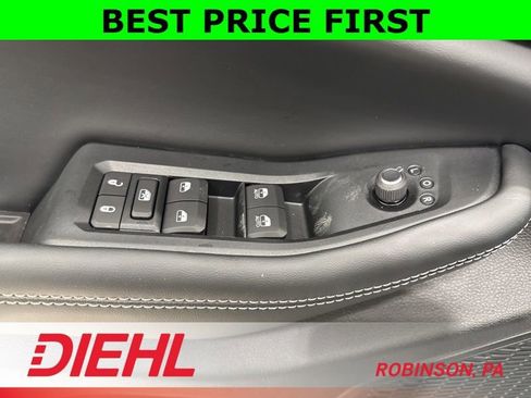 New 2026 Jeep Grand Cherokee Altitude AWD/4WD image 22