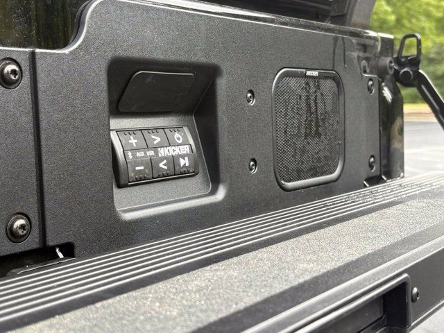 Used 2024 GMC Sierra 1500 Denali Ultimate AWD/4WD image 17