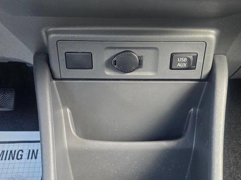 Used 2014 Toyota Prius V Three FWD image 19