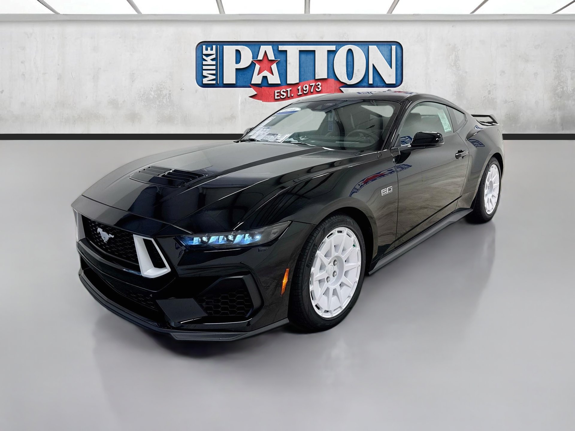 New 2026 Ford Mustang GT Premium w/ GT Performance Package RWD image 3